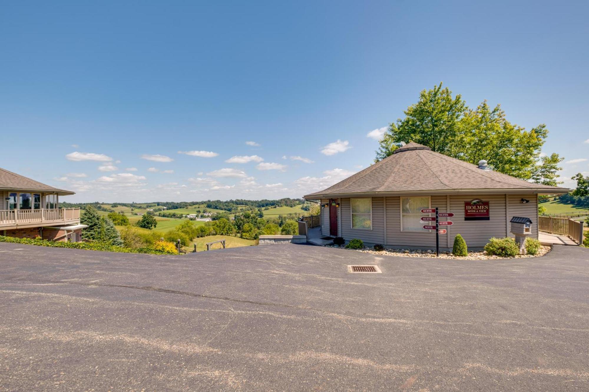 Hillside Millersburg Studio With Panoramic Views Exterior photo