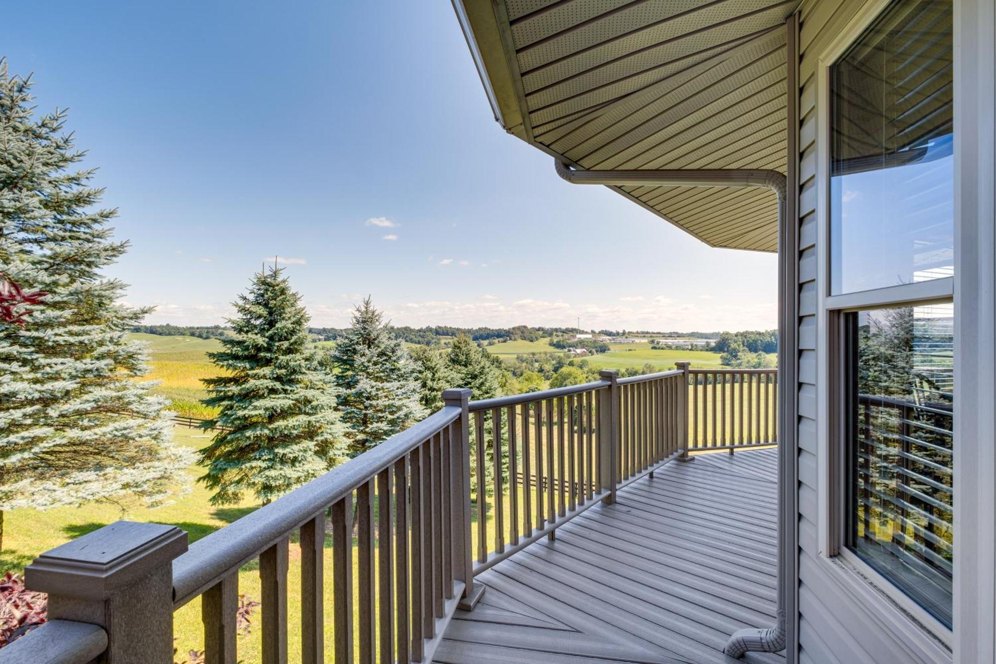 Hillside Millersburg Studio With Panoramic Views Exterior photo